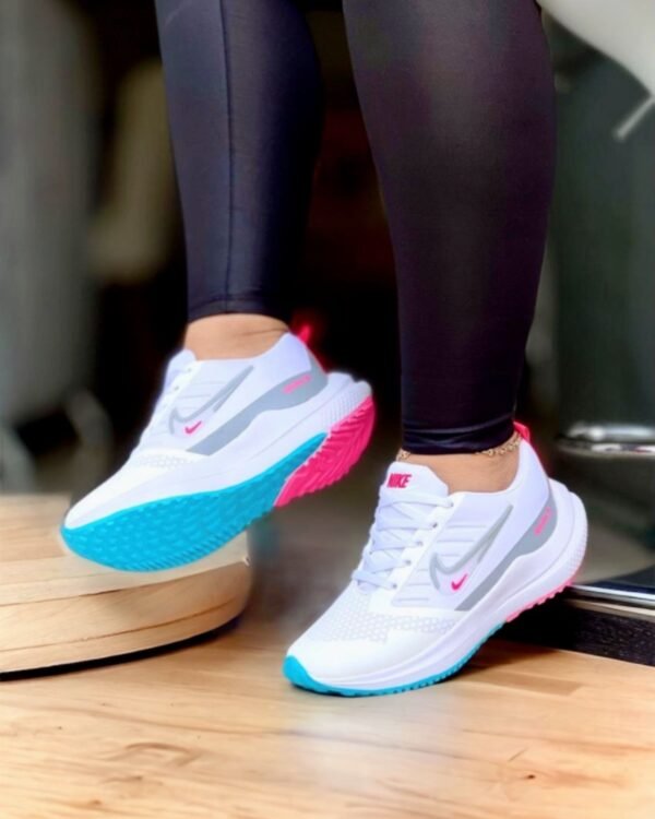 NK Air Max Winflo09 +  Kit de Termo