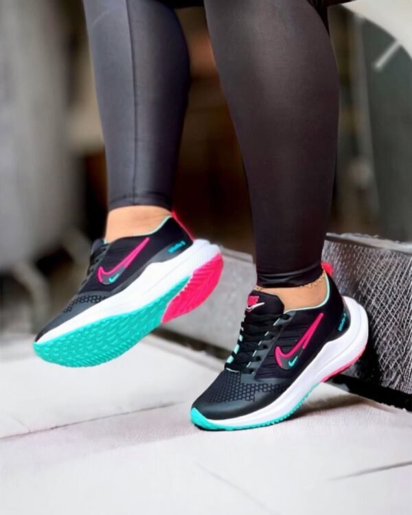 NK Air Max Winflo09 +  Kit de Termo