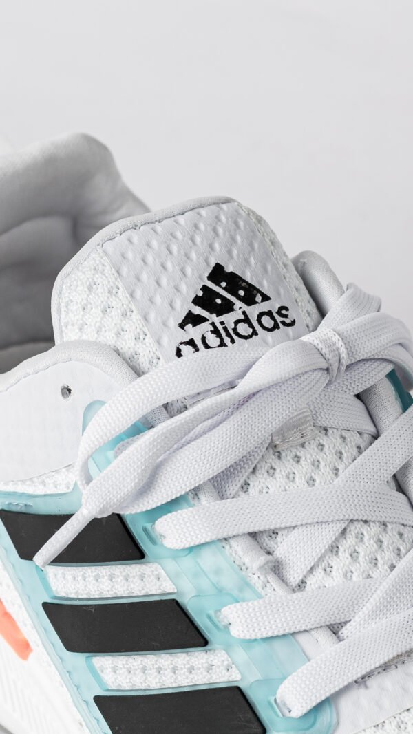 ADDS Ultraboost Unisex