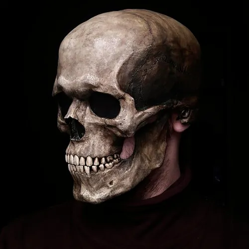 Máscara Látex Calavera con Mandíbula Móvil y Ojos LED